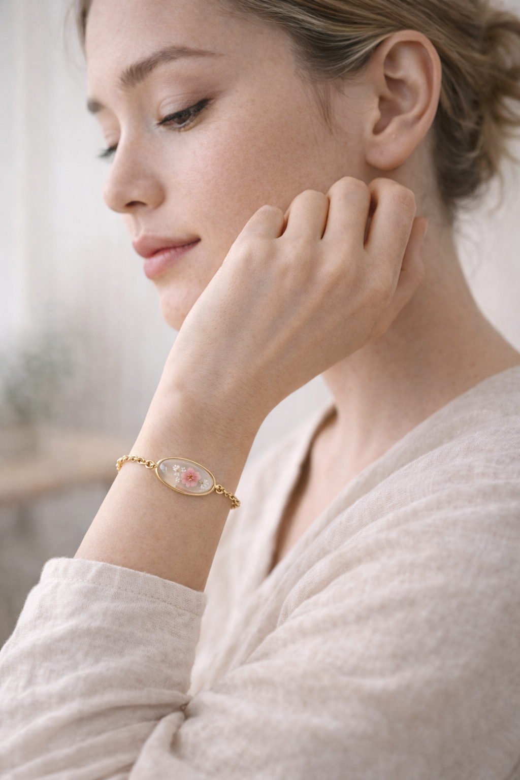 Oval Pink Floral Bracelet